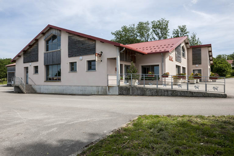 Vue de trois quarts gauche. © Région Bourgogne-Franche-Comté, Inventaire du patrimoine