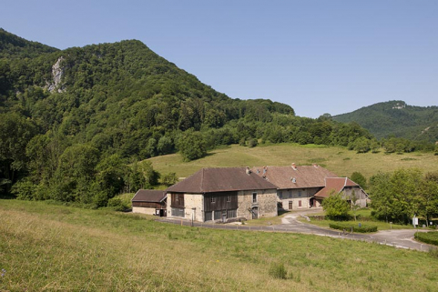 Vue d'ensemble depuis le nord-est. © Région Bourgogne-Franche-Comté, Inventaire du patrimoine