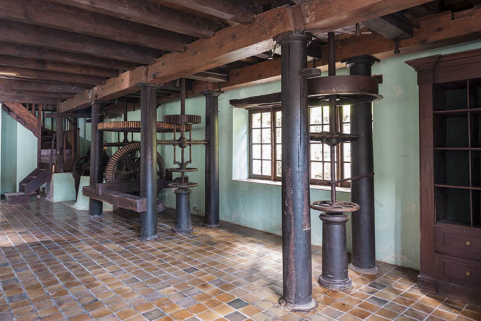 Rez-de-chaussée du moulin. Vue d'ensemble. © Région Bourgogne-Franche-Comté, Inventaire du patrimoine Rez-de-chaussée du moulin. Vue d'ensemble. © Région Bourgogne-Franche-Comté, Inventaire du patrimoine