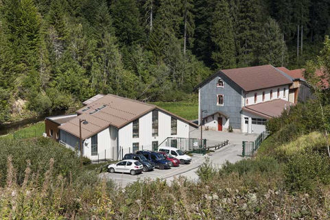 Vue rapprochée depuis le sud-ouest. © Région Bourgogne-Franche-Comté, Inventaire du patrimoine Vue rapprochée depuis le sud-ouest. © Région Bourgogne-Franche-Comté, Inventaire du patrimoine