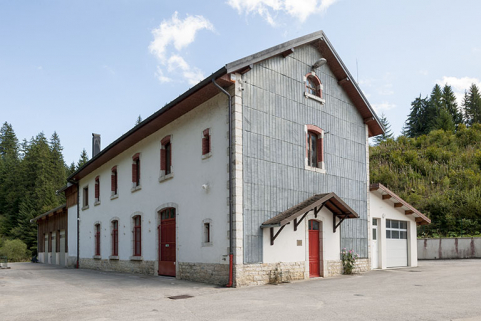 Centrale vue de trois quarts droite. © Région Bourgogne-Franche-Comté, Inventaire du patrimoine Centrale vue de trois quarts droite. © Région Bourgogne-Franche-Comté, Inventaire du patrimoine