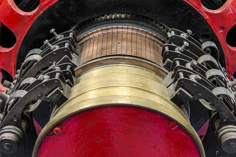 Stator de l'alternateur SACM. © Région Bourgogne-Franche-Comté, Inventaire du patrimoine Stator de l'alternateur SACM. © Région Bourgogne-Franche-Comté, Inventaire du patrimoine