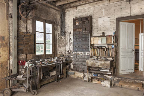 Entrée de l'atelier. Accès au bureau. © Région Bourgogne-Franche-Comté, Inventaire du patrimoine