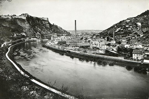 Vue d'ensemble depuis le sud-est, [2e quart 20e siècle]. © Région Bourgogne-Franche-Comté, Inventaire du patrimoine