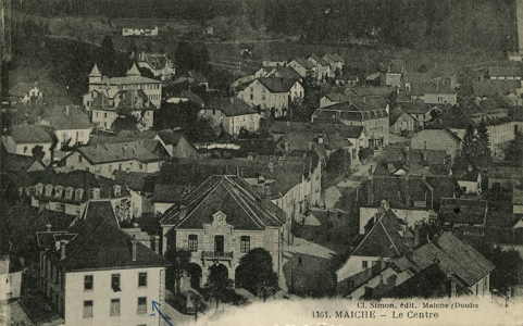 1361. Maîche - Le centre [vu depuis le clocher de l'église], 1ère moitié 20e siècle. © Région Bourgogne-Franche-Comté, Inventaire du patrimoine