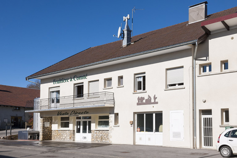 Vue de trois quarts droite. © Région Bourgogne-Franche-Comté, Inventaire du patrimoine