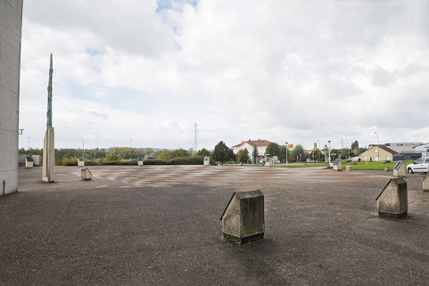 Vue d'ensemble depuis l'entrée du lycée. © Région Bourgogne-Franche-Comté, Inventaire du patrimoine