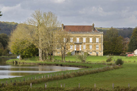 Château et la Saône, Montureux-les-Baulay. © Région Bourgogne-Franche-Comté, Inventaire du patrimoine Château et la Saône, Montureux-les-Baulay. © Région Bourgogne-Franche-Comté, Inventaire du patrimoine