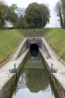 Entrée amont du tunnel de Saint-Albin. © Région Bourgogne-Franche-Comté, Inventaire du patrimoine Entrée amont du tunnel de Saint-Albin. © Région Bourgogne-Franche-Comté, Inventaire du patrimoine