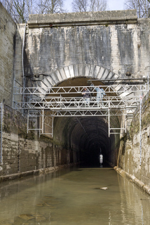 Entrée aval (restauration de la maçonnerie 2015). © Région Bourgogne-Franche-Comté, Inventaire du patrimoine Entrée aval (restauration de la maçonnerie 2015). © Région Bourgogne-Franche-Comté, Inventaire du patrimoine