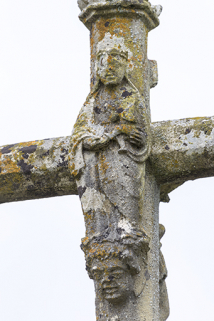 Croix de chemin, à l'entrée du village côté Vellexon. © Région Bourgogne-Franche-Comté, Inventaire du patrimoine