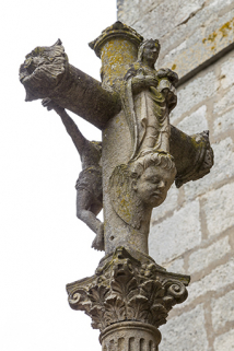 Détail de la croix. © Région Bourgogne-Franche-Comté, Inventaire du patrimoine