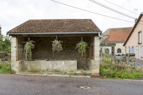 Lavoir, rue du Château. © Région Bourgogne-Franche-Comté, Inventaire du patrimoine