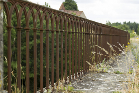 Détail du garde-corps. © Région Bourgogne-Franche-Comté, Inventaire du patrimoine