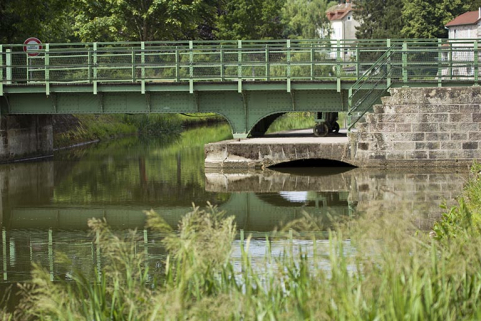 Vue sur la plateforme maçonnée (côté date portée). © Région Bourgogne-Franche-Comté, Inventaire du patrimoine