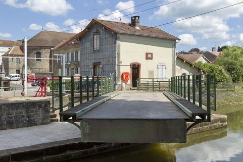 Pont en rotation. © Région Bourgogne-Franche-Comté, Inventaire du patrimoine