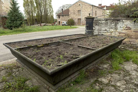 Fontaine-abreuvoir, Grande rue. © Région Bourgogne-Franche-Comté, Inventaire du patrimoine