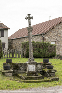 Croix de chemin (1). © Région Bourgogne-Franche-Comté, Inventaire du patrimoine