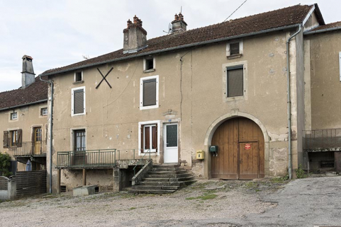 Ancien presbytère de la commune. © Région Bourgogne-Franche-Comté, Inventaire du patrimoine Ancien presbytère de la commune. © Région Bourgogne-Franche-Comté, Inventaire du patrimoine