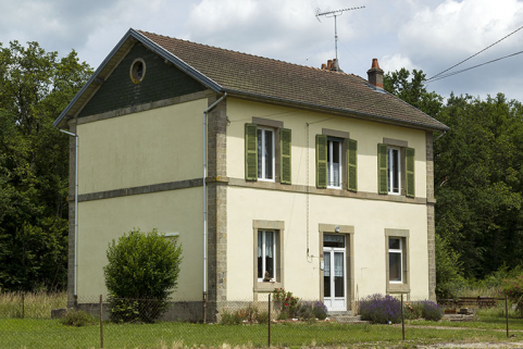 Ancienne gare, 30 rue de la filature.  © Région Bourgogne-Franche-Comté, Inventaire du patrimoine Ancienne gare, 30 rue de la filature.  © Région Bourgogne-Franche-Comté, Inventaire du patrimoine