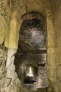 La tour ouest. Vue intérieure depuis l'entrée.  © Région Bourgogne-Franche-Comté, Inventaire du patrimoine
