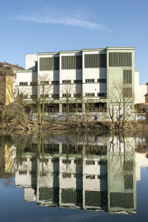 Etat en 2016. Usine B : façade sur le Doubs des ateliers d'étirage tergal et d'ourdissage. © Région Bourgogne-Franche-Comté, Inventaire du patrimoine