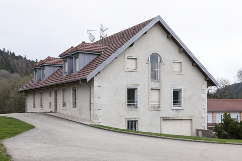 Vue depuis le sud-ouest. © Région Bourgogne-Franche-Comté, Inventaire du patrimoine
