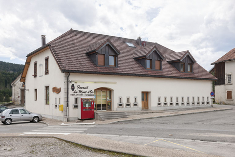 Vue de trois quarts gauche. © Région Bourgogne-Franche-Comté, Inventaire du patrimoine