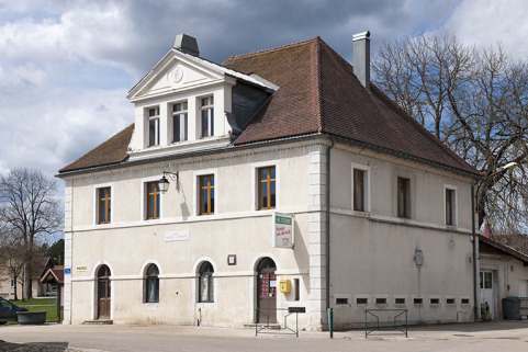 Vue de trois quarts droite. © Région Bourgogne-Franche-Comté, Inventaire du patrimoine