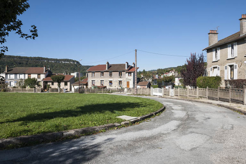 Vue depuis la place Oerlikon. © Région Bourgogne-Franche-Comté, Inventaire du patrimoine