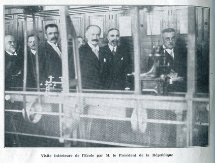 Visite intérieure de l'Ecole par M. le Président de la République [le 2 juillet 1933]. © Région Bourgogne-Franche-Comté, Inventaire du patrimoine