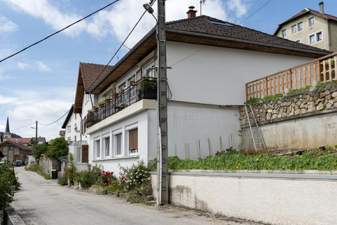 Façades antérieure et latérale droite. © Région Bourgogne-Franche-Comté, Inventaire du patrimoine
