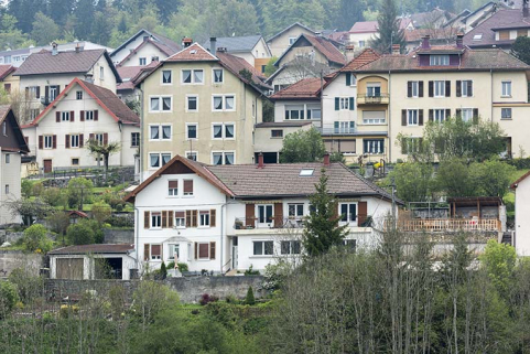 Vue d'ensemble éloignée, depuis l'est. © Région Bourgogne-Franche-Comté, Inventaire du patrimoine