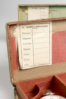 Carton de montres Cupillard-Vuez : fiche d'opération (collection particulière : Jean-Claude Vuez, Villers-le-Lac). © Région Bourgogne-Franche-Comté, Inventaire du patrimoine