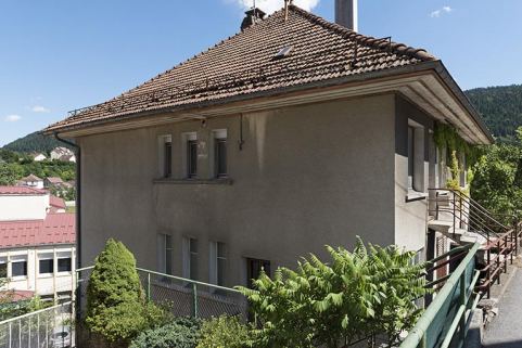 Façade latérale droite, de trois quarts. © Région Bourgogne-Franche-Comté, Inventaire du patrimoine Façade latérale droite, de trois quarts. © Région Bourgogne-Franche-Comté, Inventaire du patrimoine