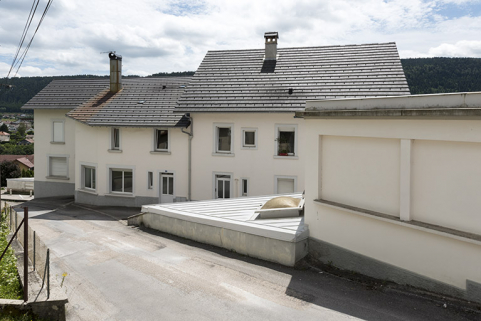 Vue d'ensemble, depuis la rue des Essarts au nord. © Région Bourgogne-Franche-Comté, Inventaire du patrimoine Vue d'ensemble, depuis la rue des Essarts au nord. © Région Bourgogne-Franche-Comté, Inventaire du patrimoine