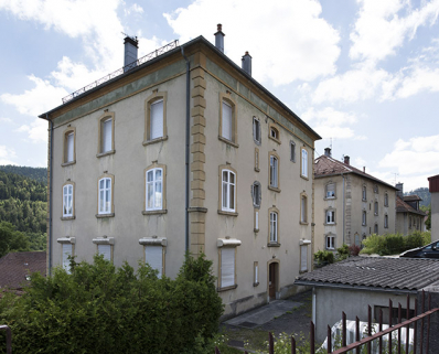 Façades postérieure et latérale droite. © Région Bourgogne-Franche-Comté, Inventaire du patrimoine