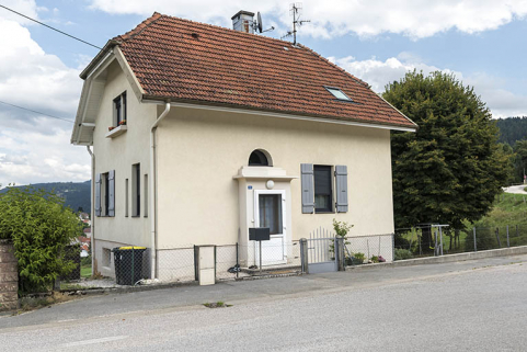 Façades antérieure et latérale gauche. © Région Bourgogne-Franche-Comté, Inventaire du patrimoine