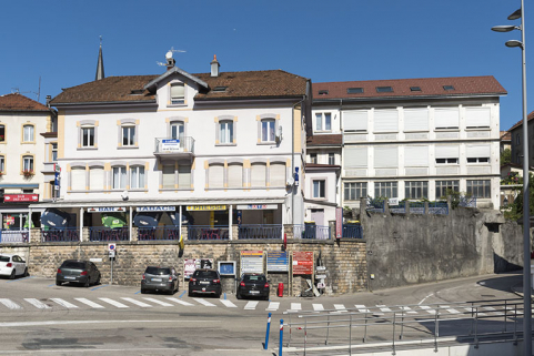 Usine n° 5 (Ebauches Cupillard), au 2 place Maxime Cupillard à Villers-le-Lac. © Région Bourgogne-Franche-Comté, Inventaire du patrimoine Usine n° 5 (Ebauches Cupillard), au 2 place Maxime Cupillard à Villers-le-Lac. © Région Bourgogne-Franche-Comté, Inventaire du patrimoine