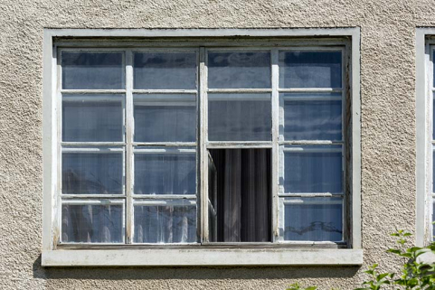 Façade sud : fenêtre d'atelier. © Région Bourgogne-Franche-Comté, Inventaire du patrimoine