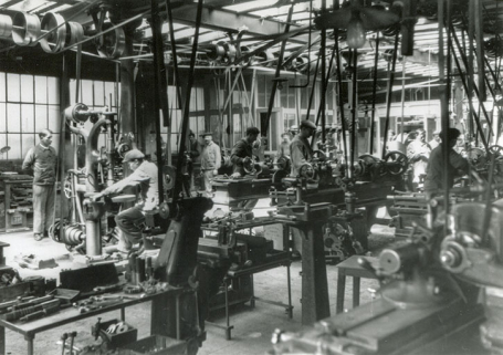 Atelier des machines-outils, phot. Stainacre, s.d. [début 20e siècle]. © Région Bourgogne-Franche-Comté, Inventaire du patrimoine