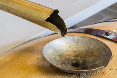 Ecoulement du distillat. © Région Bourgogne-Franche-Comté, Inventaire du patrimoine