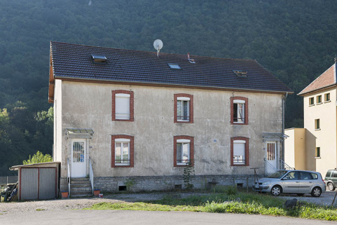 Logement ouvrier (sud) à 4 appartements. Façade ouest. © Région Bourgogne-Franche-Comté, Inventaire du patrimoine