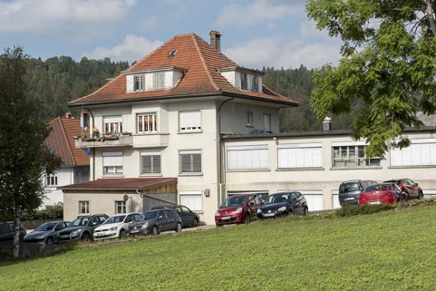 Logement et atelier de fabrication d'origine, depuis le sud (vue rapprochée). © Région Bourgogne-Franche-Comté, Inventaire du patrimoine Logement et atelier de fabrication d'origine, depuis le sud (vue rapprochée). © Région Bourgogne-Franche-Comté, Inventaire du patrimoine