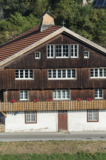 Façade antérieure : travées centrales. © Région Bourgogne-Franche-Comté, Inventaire du patrimoine Façade antérieure : travées centrales. © Région Bourgogne-Franche-Comté, Inventaire du patrimoine