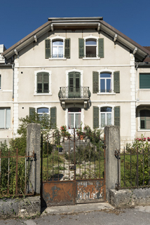 Mason : avant-corps central sur la façade antérieure. © Région Bourgogne-Franche-Comté, Inventaire du patrimoine