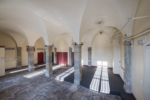 Rez-de-chaussée, partie gauche : pièce voûtée. © Région Bourgogne-Franche-Comté, Inventaire du patrimoine Rez-de-chaussée, partie gauche : pièce voûtée. © Région Bourgogne-Franche-Comté, Inventaire du patrimoine