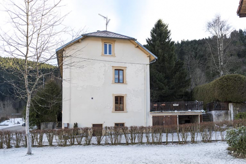Façade latérale droite. © Région Bourgogne-Franche-Comté, Inventaire du patrimoine