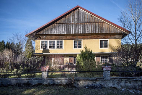 Façade latérale droite. © Région Bourgogne-Franche-Comté, Inventaire du patrimoine Façade latérale droite. © Région Bourgogne-Franche-Comté, Inventaire du patrimoine