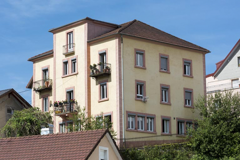 Façades postérieure et latérale gauche. © Région Bourgogne-Franche-Comté, Inventaire du patrimoine Façades postérieure et latérale gauche. © Région Bourgogne-Franche-Comté, Inventaire du patrimoine